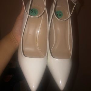Pointed heels